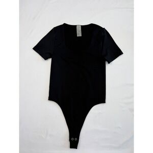 Urban Rebel Womens Black Short Sleeve Scoop Neck Thong Bodysuit Size S/M